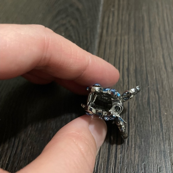 Hair clip - Picture 4 of 4